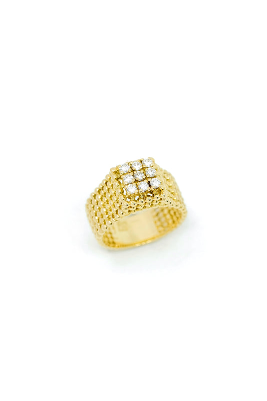 Ring "Queen" - "Pearl" yellow gold & Diamonds