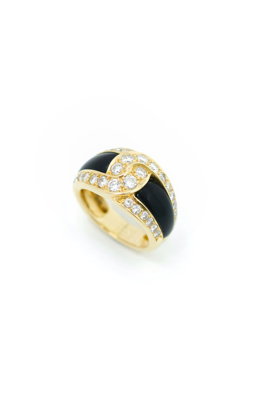 Van Cleef & Arpels Yellow gold, Onyx & Diamond ring - c. 1980