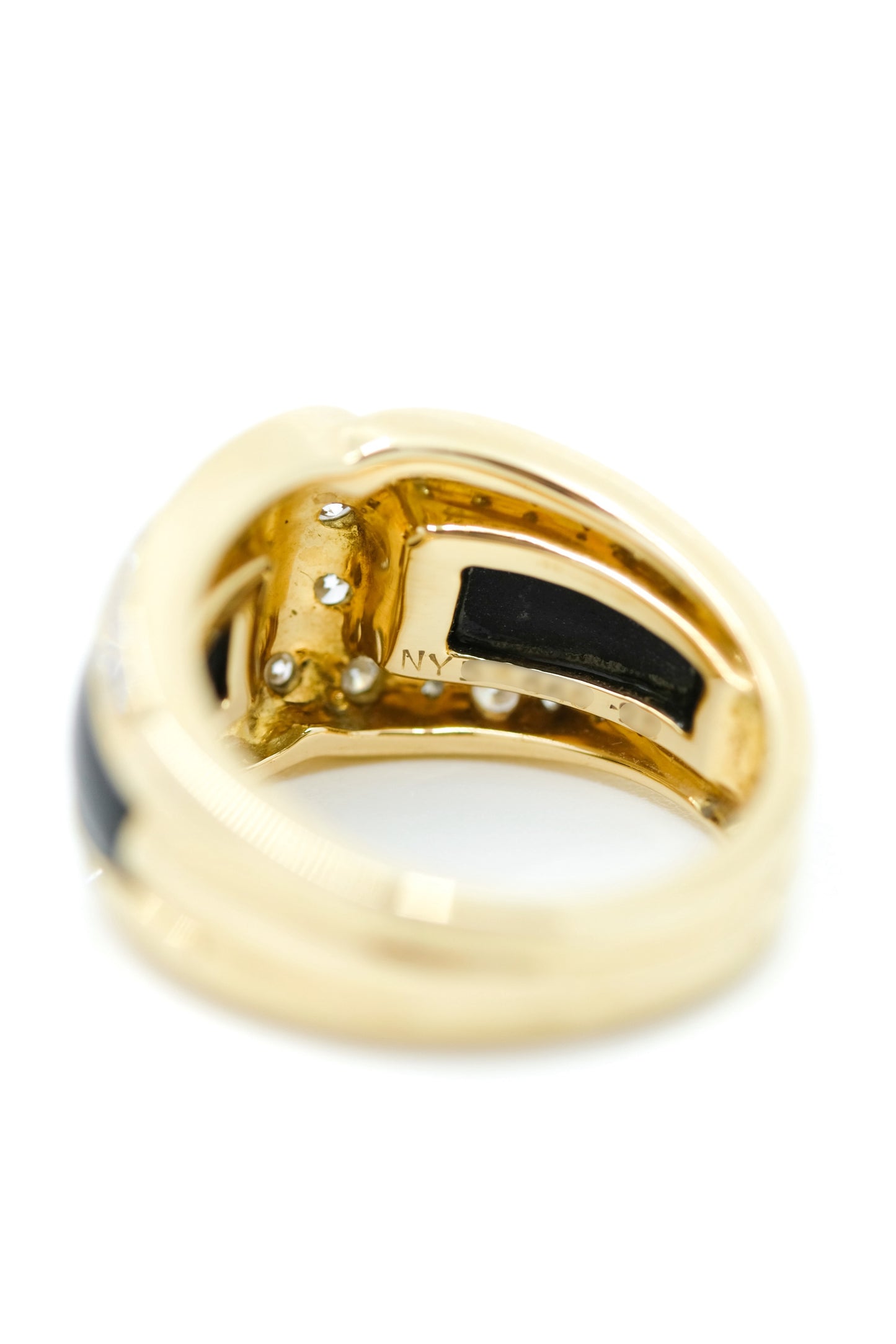 Van Cleef & Arpels Yellow gold, Onyx & Diamond ring - c. 1980