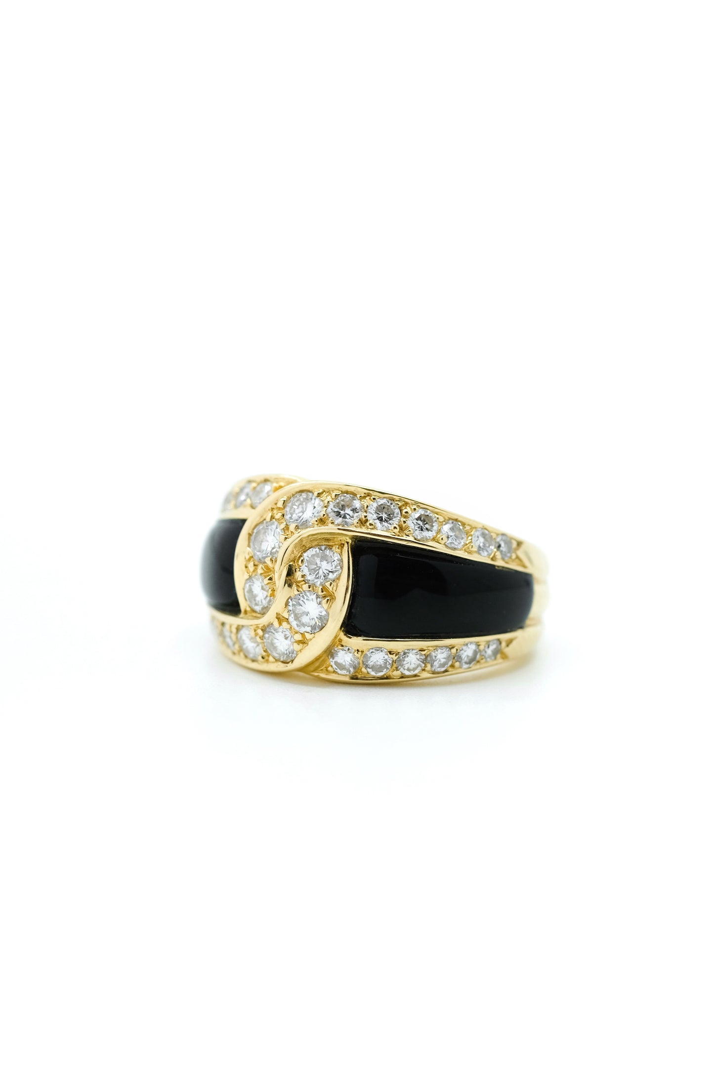 Van Cleef & Arpels Yellow gold, Onyx & Diamond ring - c. 1980