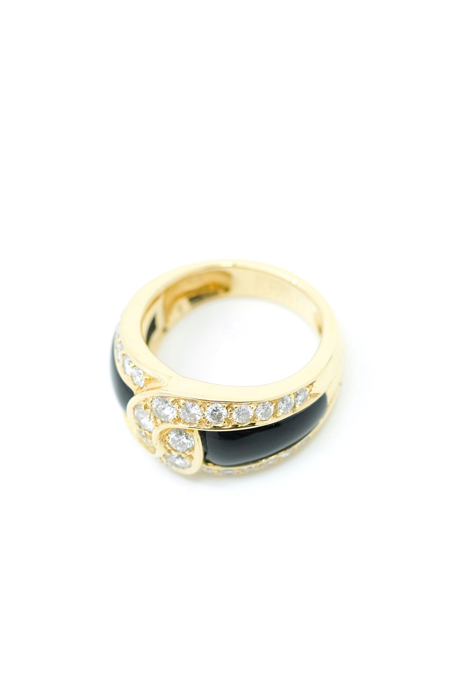 Van Cleef & Arpels Yellow gold, Onyx & Diamond ring - c. 1980