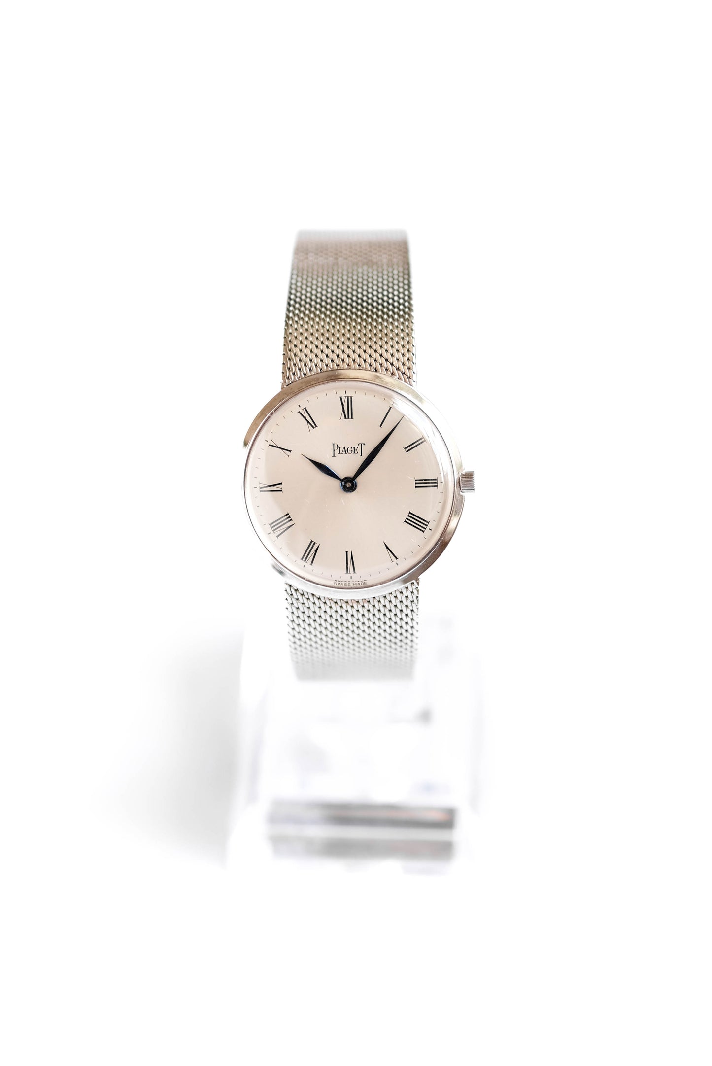 Piaget ref. 0902 White Gold Mechanical - c. 1970 (papers & pouch)