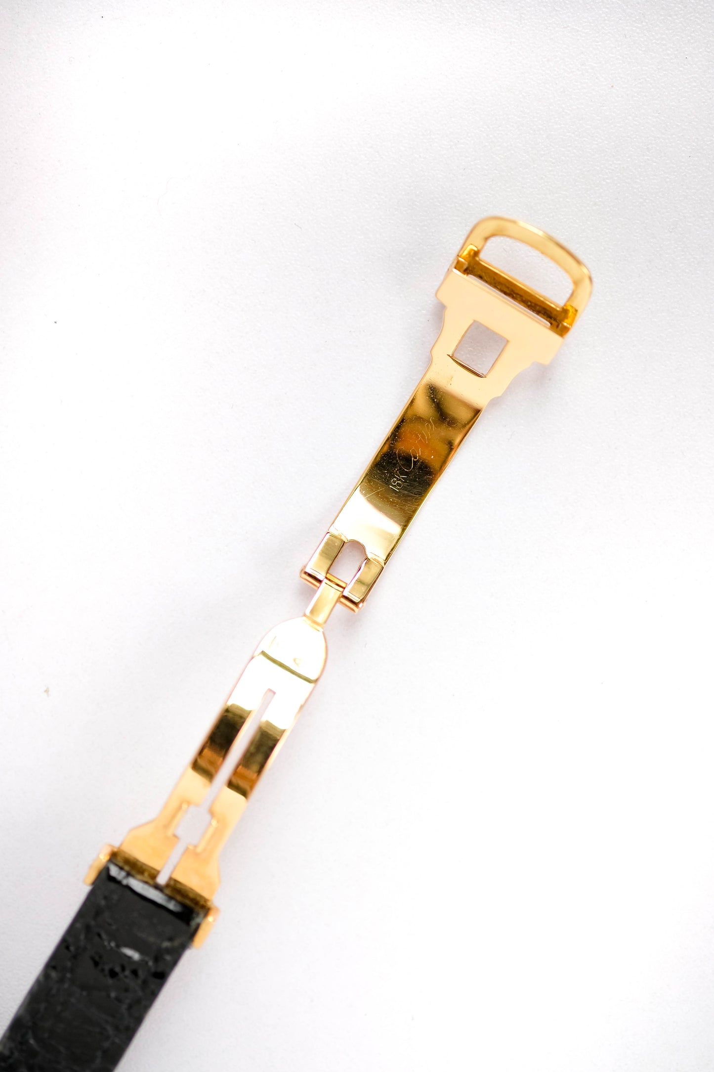 Cartier Ellipse Manuelle - Petit modèle - 1982 (papiers)