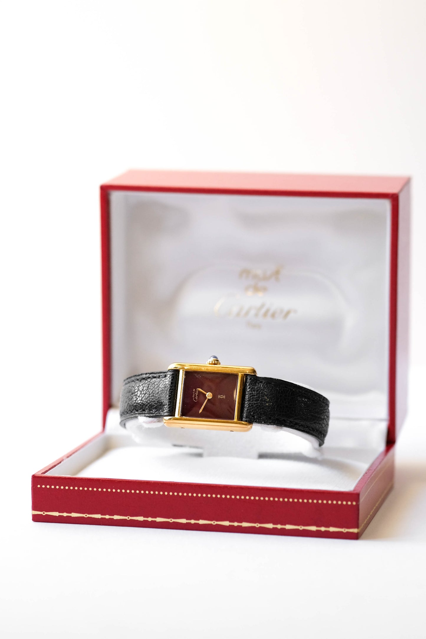 Cartier Tank Must Médium "Red"
