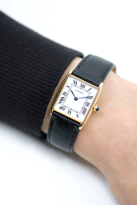 Cartier Tank Arrondie Extra-flat ref. 96041 - Mechanical - c. 1980 (box and service papers)